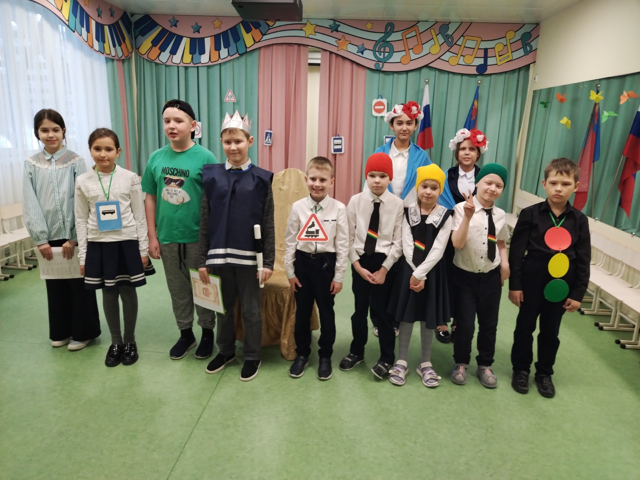 Постановка. В гостях у царя Светофорыча (18.03.25).jpg